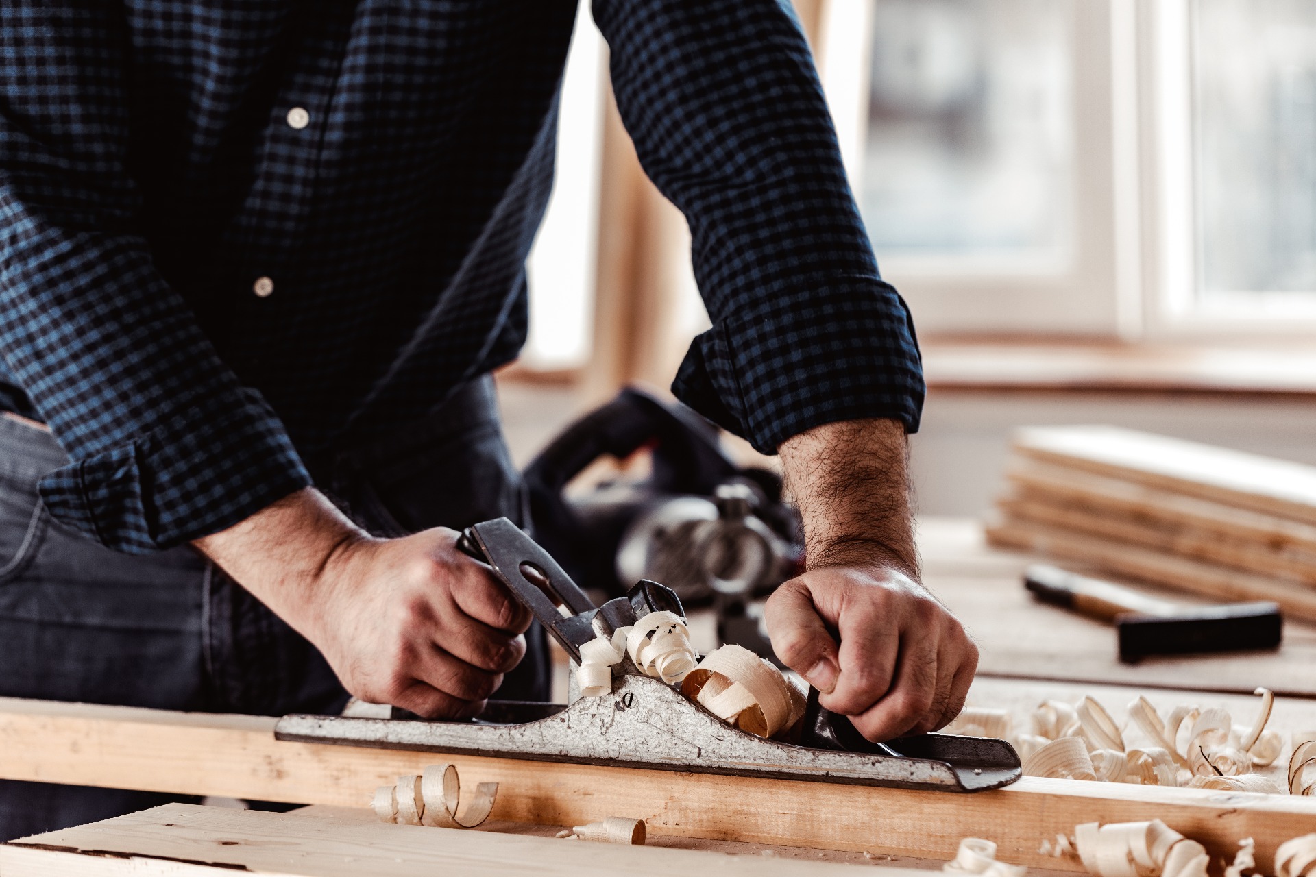 Make Your Own Teakwood Keepsake Box and Treasure Memories Forever